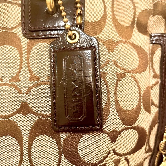 🌸LIKE NEW - BEAUTIFUL COACH SATCHEL 💼 SOLD - Picture 13 of 14